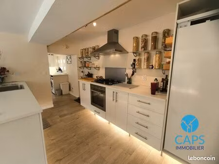 maison 5 pièces 146 m²