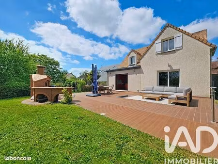 maison 6 pièces 147 m²