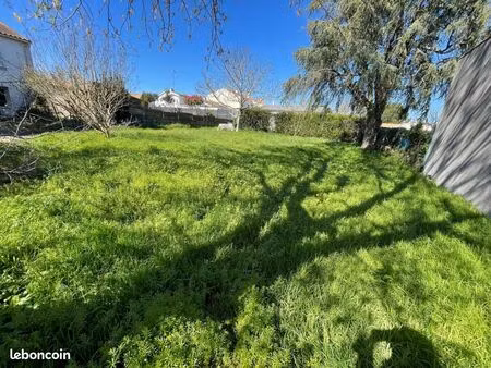 terrain 531 m² la roche sur yon