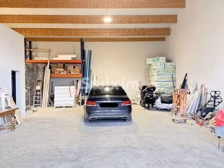 atelier 261 m² viriat