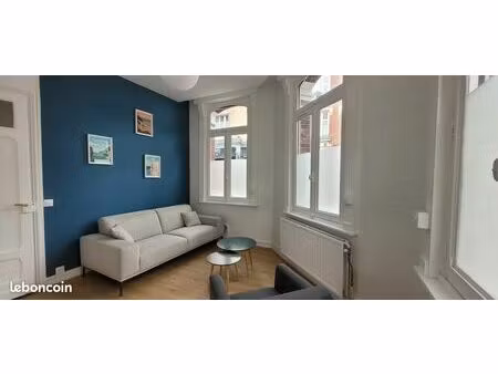 t3 la madeleine 68m2+cour de 18 m2