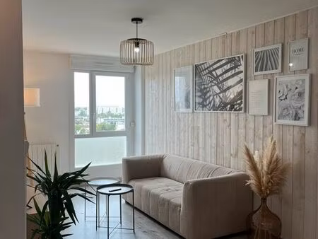 appartement t3 très lumineux 70 m² – barrière du médoc – dpe c
