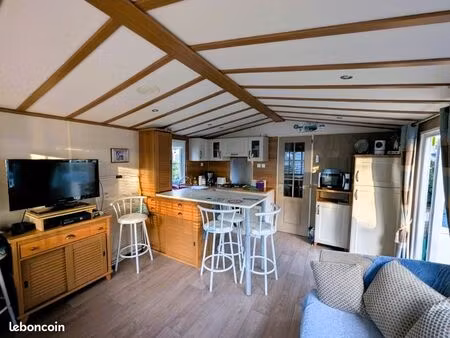 mobil-home 3 chambres sur parcelle avec bail très longue durée