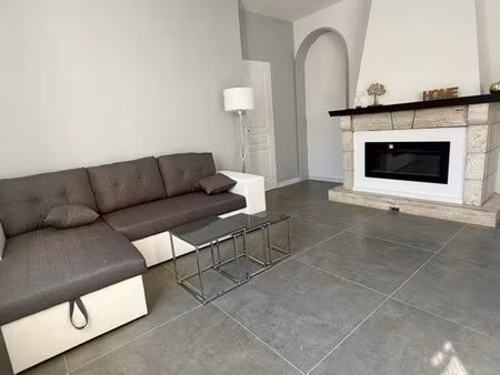 t3 66m2 traversant lumineux meuble et refait a neuf