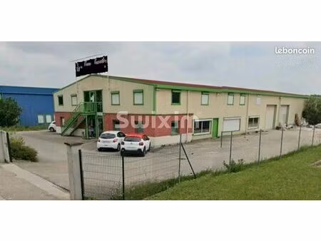 local 1100 m² péronnas