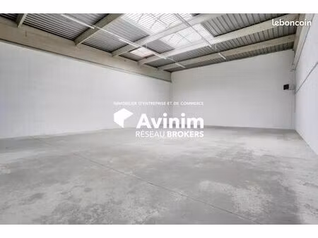 local 390 m² saint-ouen-l'aumône