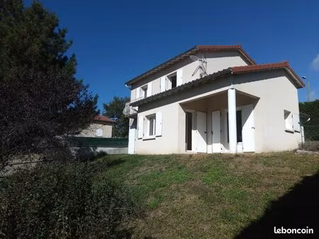 maison - 4 pièces - 100 m2