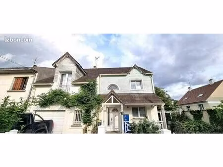 maison familiale atypique