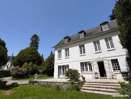 maison 5 pièces 189 m²