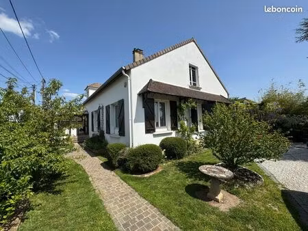 maison 8 pièces 280m2