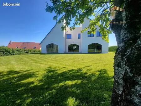 villa 8 pièces 292 m²