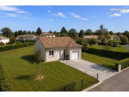 maison 3 pièces 77 m²