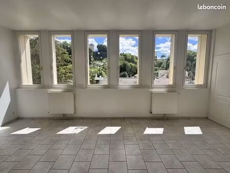 appartement 2 pièces 50 m²