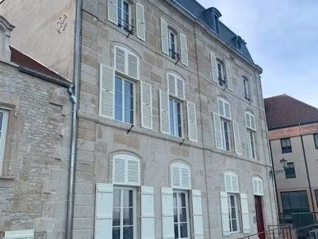 a louer t3 sur les remparts