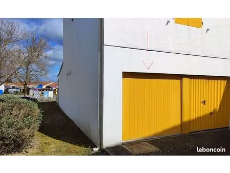garage fermé dans résidence le galion quartier les mouettes à saint-hilaire-de-riez
