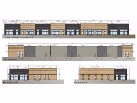 local commercial 1500 m² persan