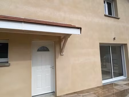 maison à louer dolomieu