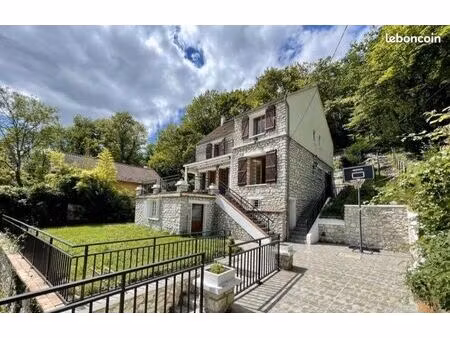 maison de caractère en pierre – fontaine-le-port – 8 pièces – 180 m² – terrain de 1255 m² 