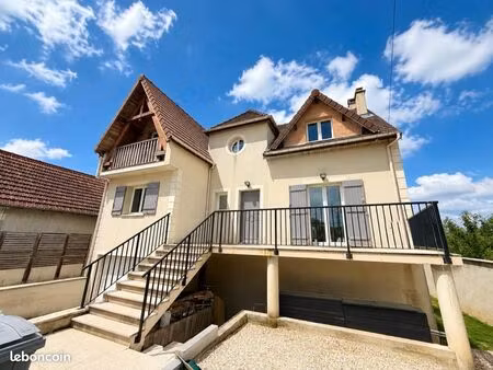 maison 6 pièces 156 m²
