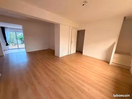 maison 5 pièces 102 m²