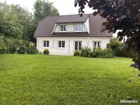 pavillon 6 pièces 150 m²