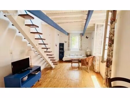 loft hypercentre collioure à 50m de la plage