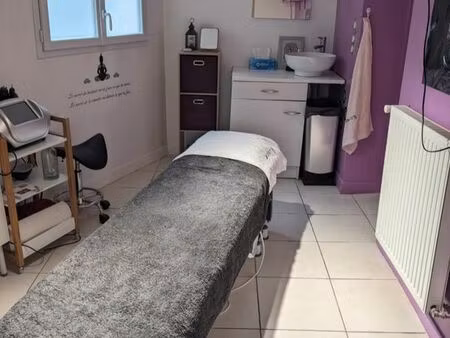 local professionnel meublé - secteur hôpital