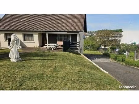 maison individuelle t5 de 130 m2 avec jardin de 1000 m2 au calme