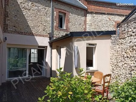 maison 3 pièces 110 m²