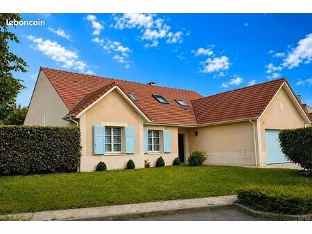 maison familiale de standing 6 chambres – 192 m²