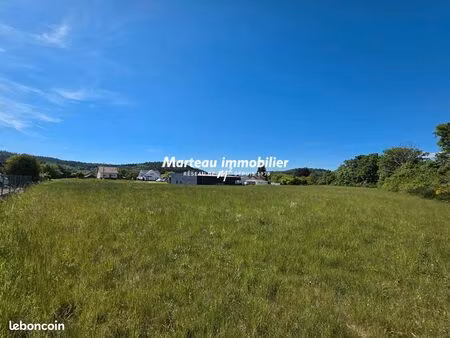 terrain 3764 m² anould