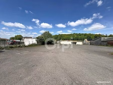 terrain 5 641 m² provins