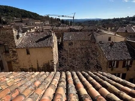 vends 3 pièces 59 m² à cotignac