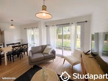 chambre 1 pièce 9 m²
