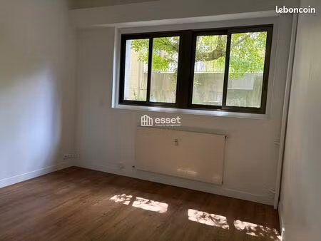 appartement 22m² - saint cloud 92210