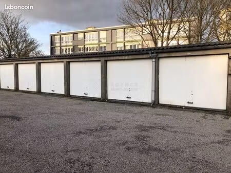 parking/box 17 m² yvetot