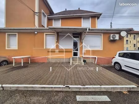 local commercial 95 m² beaurepaire