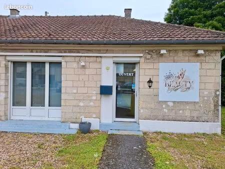 local commercial commerce ou bureau 2 pièces 46m2 zone industrielle crouy