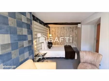 local 395 m² laon
