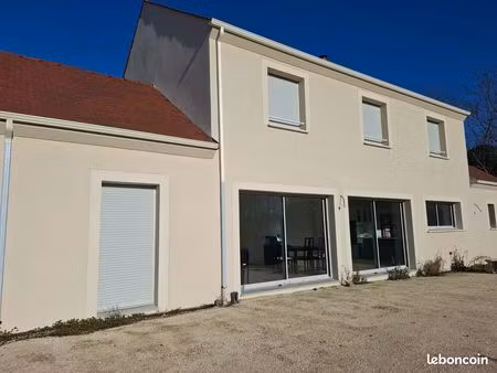 maison 10 pièces 185 m²