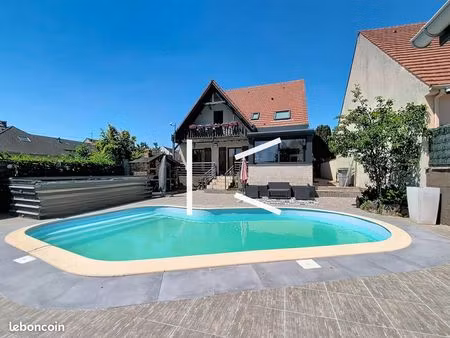 propriété 7 pièces 179 m²