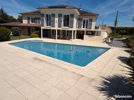 spacieuse villa 5 chambres sur les collines du fau à montauban