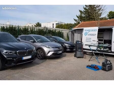 recherche terrain / local avec parking – proche banlieue parisienne
