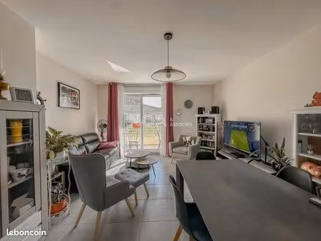 appartement 3 pièces 60 m²