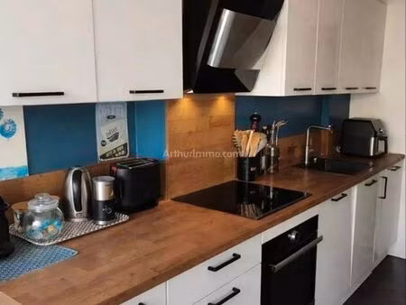 urgent mutation professionnelle appartement + box à vendre