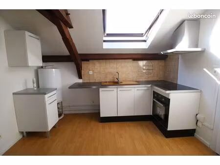 loue f2 bien isolé