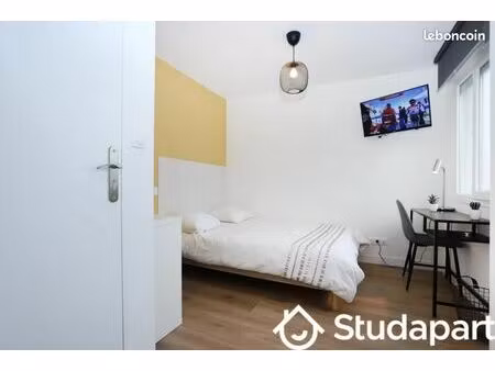chambre 1 pièce 9 m²