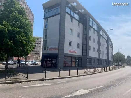 studio 1 pièce 20 m²
