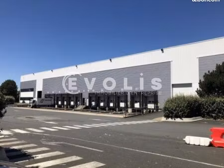 local industriel 22 405 m²