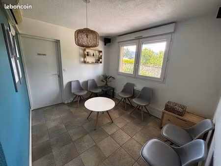 local professionnel à louer -50m2 -eybens